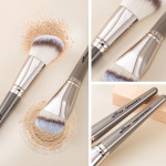 Contour Brush Set, Premium Contour Blush Bronzer Face Makeup Brushes Ideal for blending and polishing cheekbones and jawline contours Suitable for powder, liquid, and cream formulas (Angled and triangular contour brushes)